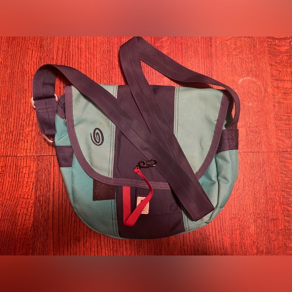 timbuk2 crossbody bag/purse - Picture 2 of 10